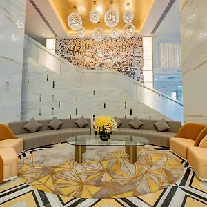 golden-dragon.getmacauhotels.com/